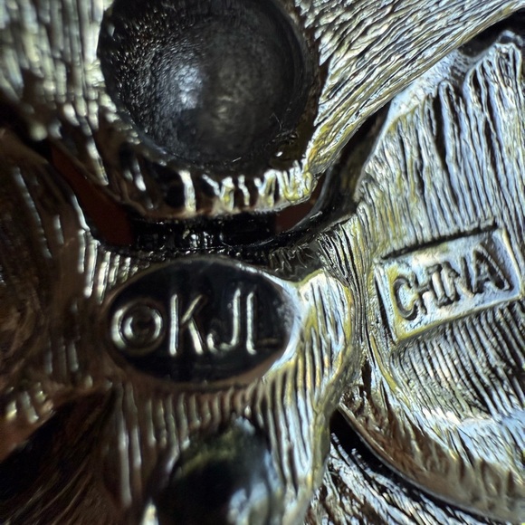 KENNETH J LANE VINTAGE PANSY FLOWER BROOCH/PIN SWAROVSKI CRYSTALS - Picture 6 of 6